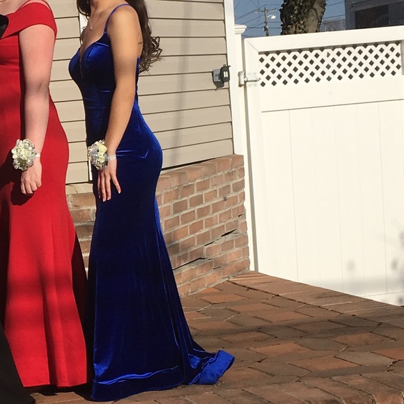 Prom dress - Picture 3 of 6